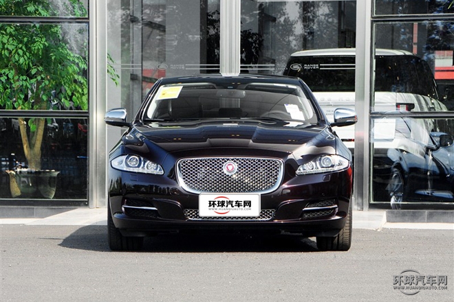 2015款 XJL 3.0 SC 四驅全景商務版