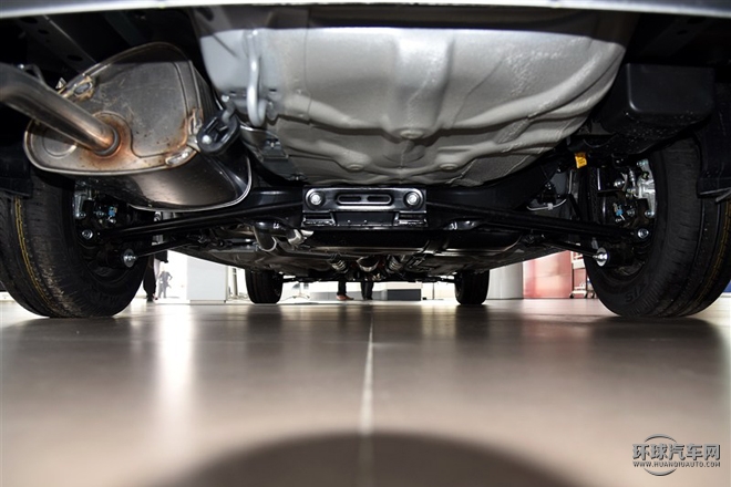 2015款 1.5L 手動(dòng)經(jīng)典型