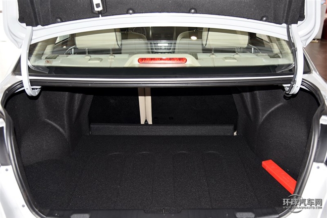 2015款 1.5L 手動經典型