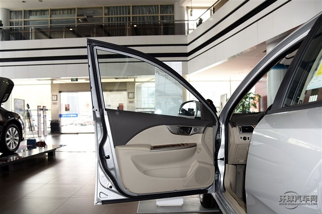 2015款 1.5L 手動(dòng)經(jīng)典型