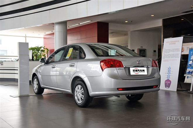 2015款 1.5L 手動經典型