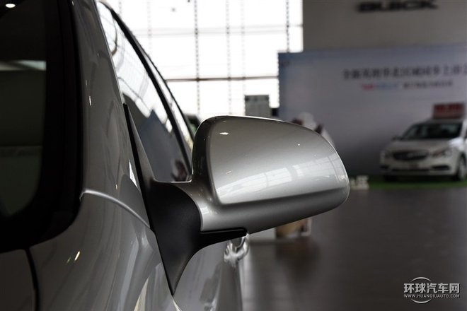 2015款 1.5L 手動經典型