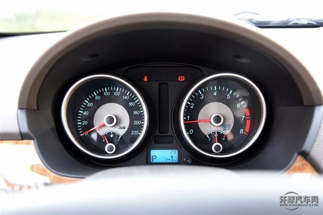 2015款 1.5L 自動經典型