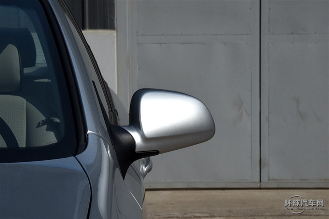 2015款 1.5L 自動經(jīng)典型