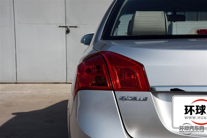 2015款 1.5L 自動(dòng)經(jīng)典型