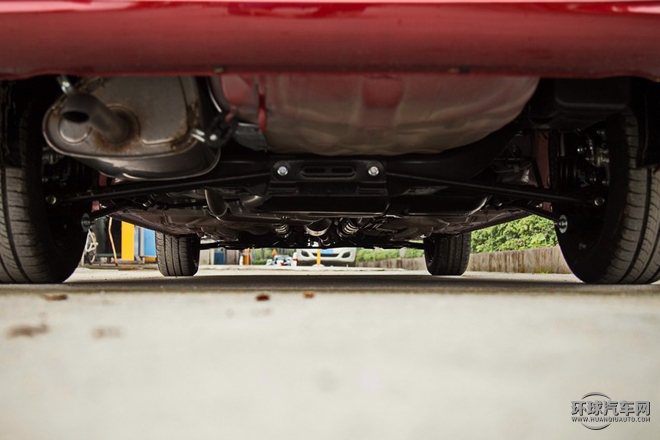 2015款 1.5L 自動尊享型