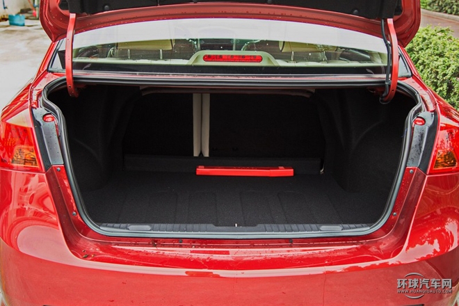 2015款 1.5L 自動(dòng)尊享型