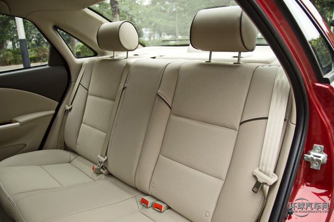 2015款 1.5L 自動(dòng)尊享型