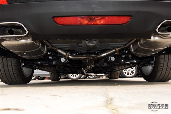 2015款 禮賓限量版 1.8T 尊享型