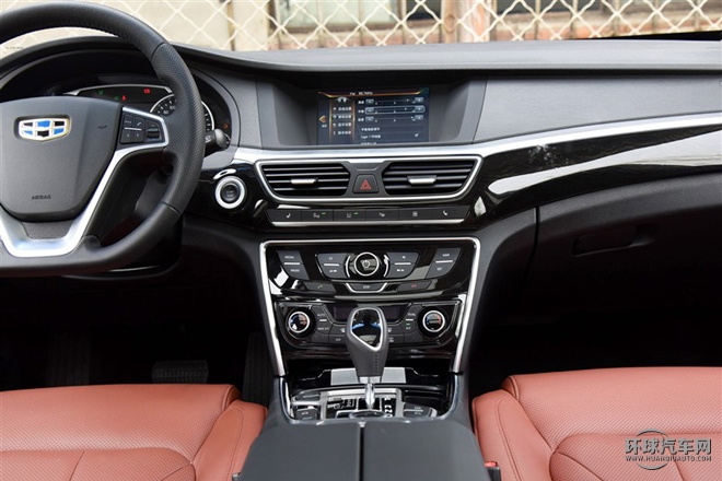 2015款 禮賓限量版 1.8T 尊享型