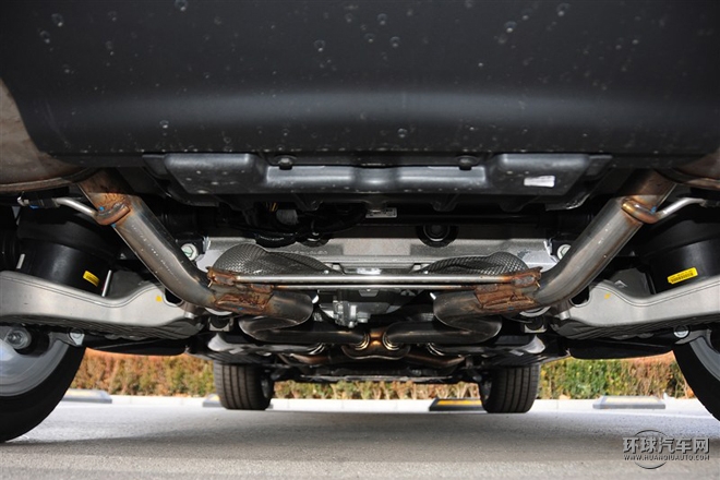 2015款 3.0 V6 SC 鋒尚創(chuàng)世版