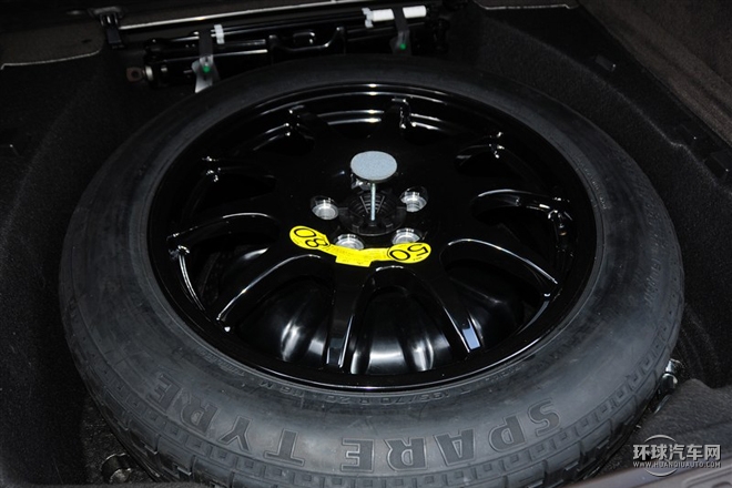 2015款 5.0 V8 鋒尚創世版 Dynamic