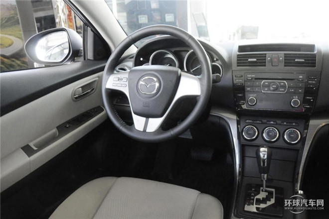 2015款 2.0L 自動精英版