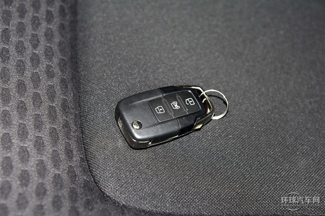 2015款 2.4L 手動遠行版