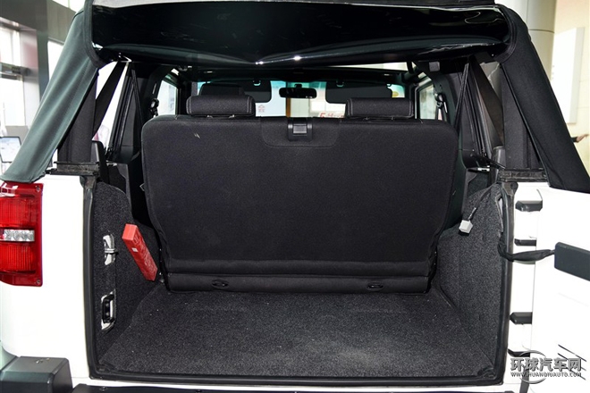 2015款 2.4L 手動遠行版