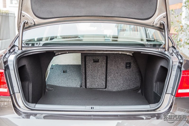 2015款 改款 1.4TSI 豪華型