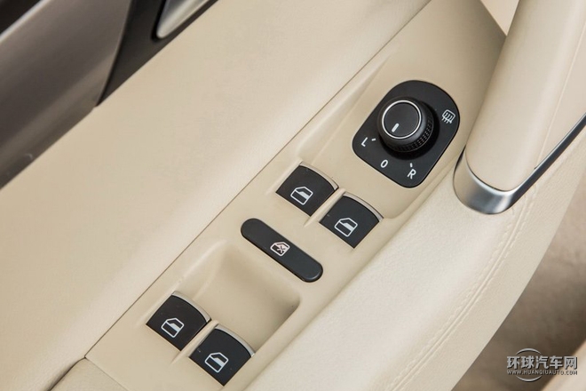 2015款 改款 1.4TSI 豪華型