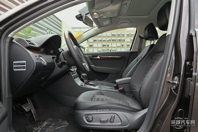 2015款 改款 1.8TSI 尊貴型