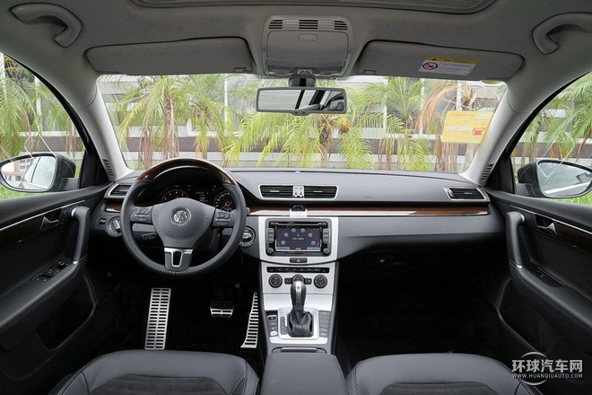 2015款 改款 1.8TSI 尊貴型