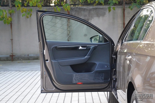 2015款 改款 2.0TSI 豪華型