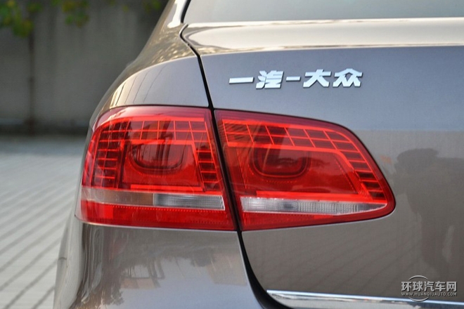 2015款 改款 2.0TSI 豪華型