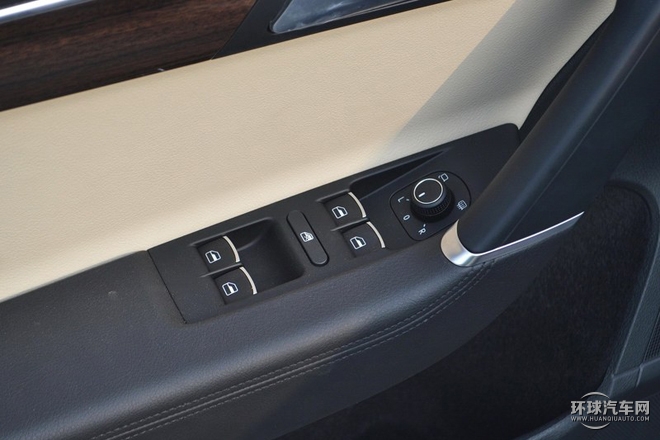 2015款 改款 2.0TSI 旗艦型