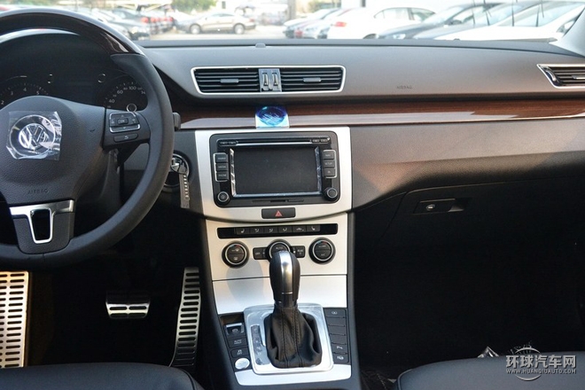 2015款 改款 2.0TSI 尊貴型