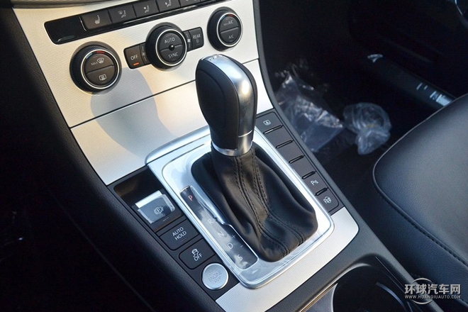 2015款 改款 2.0TSI 尊貴型
