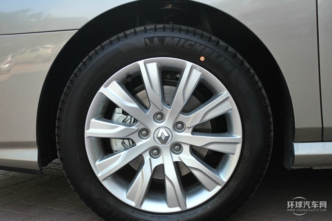 2015款 2.0L 豪華版