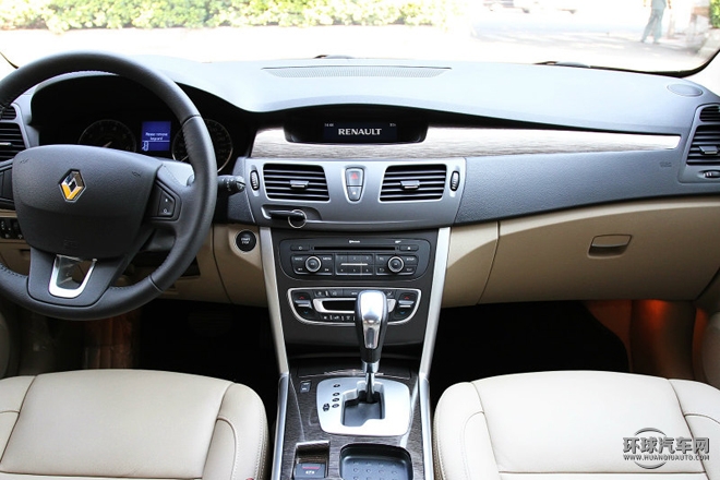 2015款 2.0L 豪華版