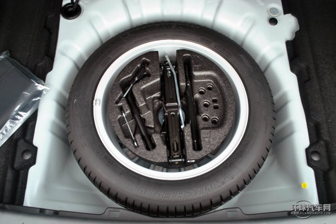 2015款 2.5L 豪華版