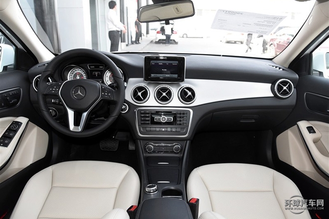 2015款 GLA 200 時尚型