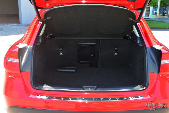 2015款 GLA 220 4MATIC 豪華型