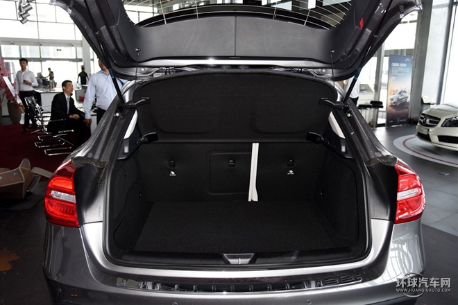 2015款 GLA 220 4MATIC 時(shí)尚型