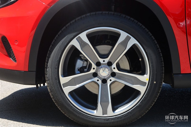 2015款 GLA 260 4MATIC 運動型