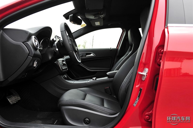 2015款 GLA 260 4MATIC 運動型