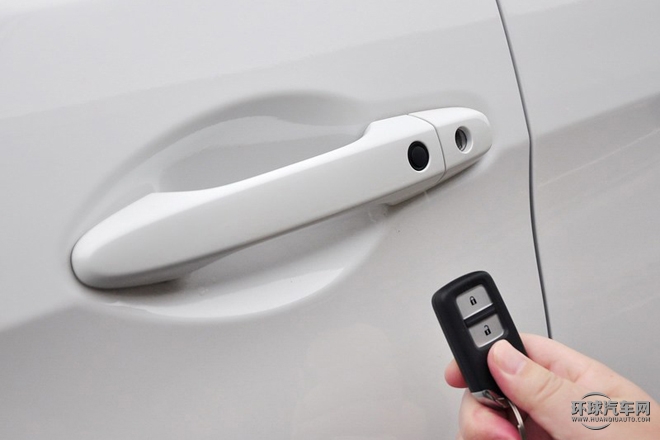 2015款 2.0L 兩驅(qū)風尚版