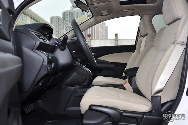 2015款 2.0L 兩驅(qū)風(fēng)尚版