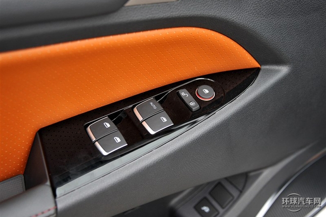 2015款 1.5T 雙冠旗艦Plus版