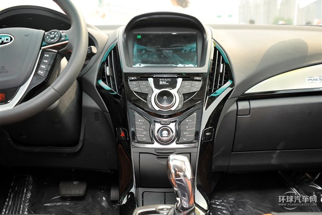 2015款 1.5T 雙冠旗艦Plus版