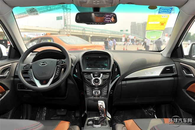 2015款 1.5T 雙冠旗艦Plus版