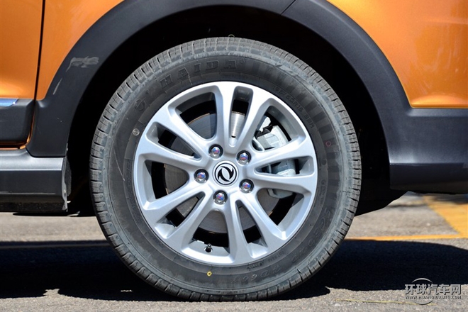 2015款 1.5L 手動豪華型 7座 國IV