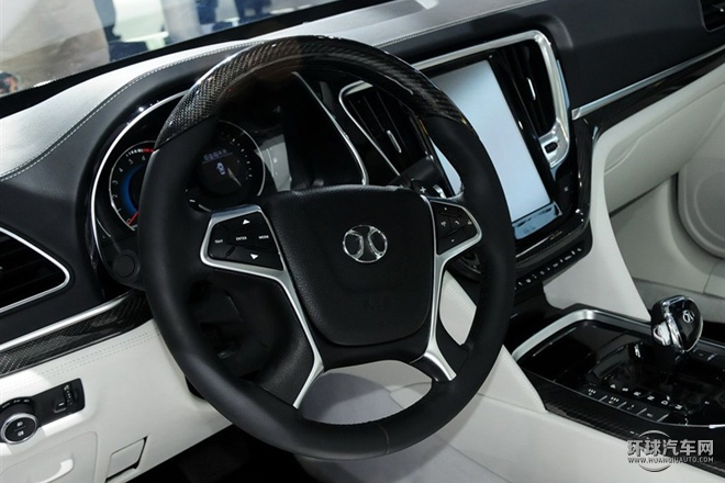 2015款 2.3T 豪華型