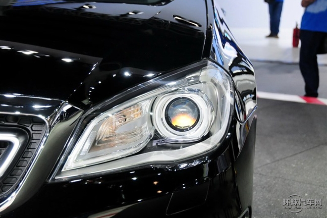 2015款 2.3T 豪華型