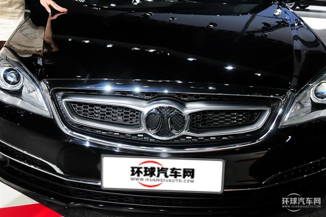 2015款 2.3T 豪華型