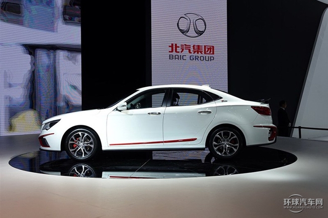 2015款 2.0T 自動豪華版