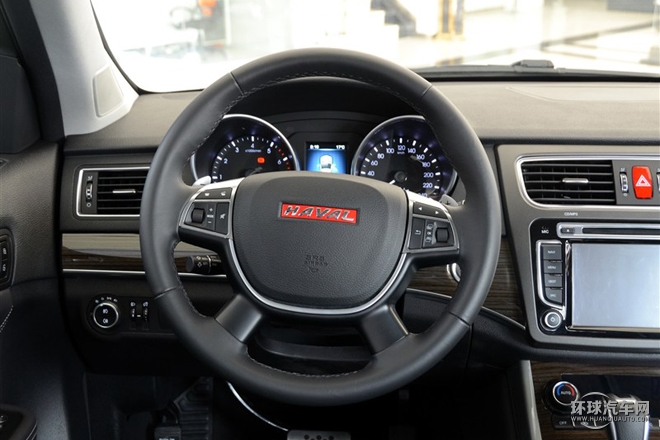 2015款 2.0T 兩驅標準型