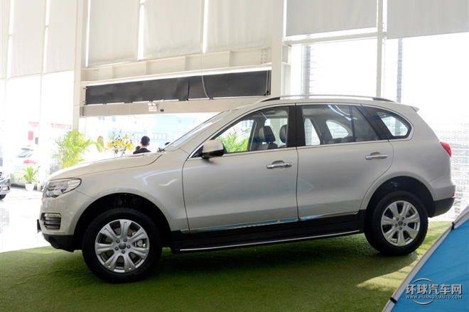 2015款 2.0T 兩驅標準型