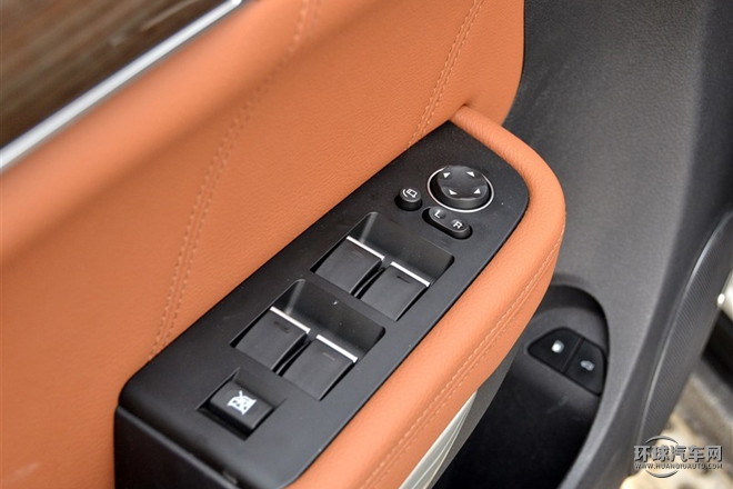 2015款 2.0T 四驅尊貴型