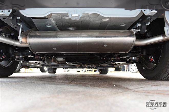 2015款 1.5T 自動行政尊尚型